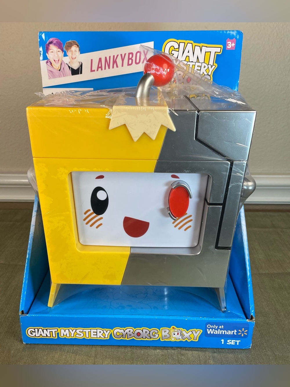 LankyBox Giant Mystery Box Cyborg Boxy Official Lankybox Merch NEW SEALED Gift